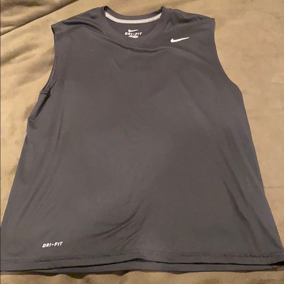 nike cut off shirts